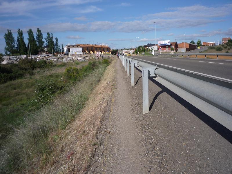 P1020778.JPG - van ahol ennyi hely maradt a zarándokoknak