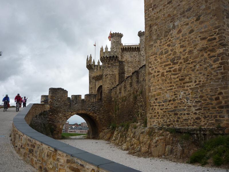 P1030164.JPG - Ponferrada, Castillo de los Templarios, XII században építették